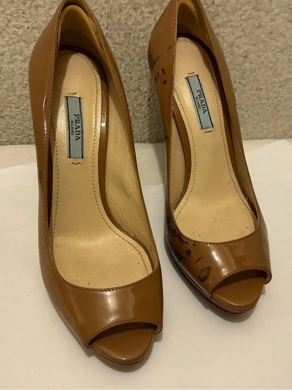 Prada Tan Patent Leather Peep-Toe Heels 37.5 read  description